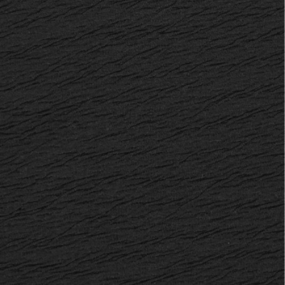 Sale!!Lululemon Vinyasa Scarf *Crinkle

Black - Picture 4 of 4